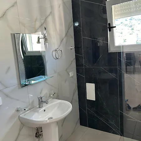 Apartamento Terraces Ideal Rruga Mitat Hoxha *